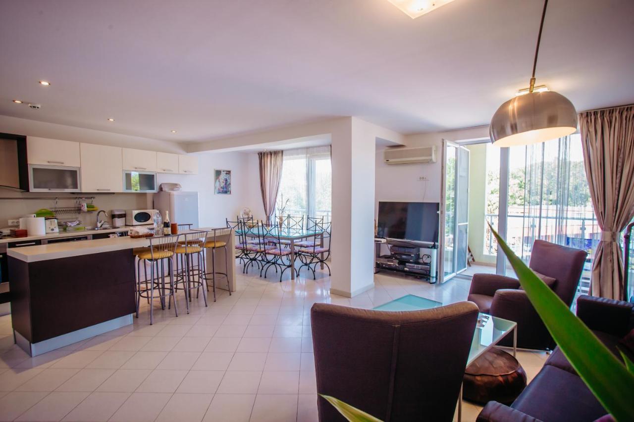 Mng Holiday Yassen Apartments Pantai Sunny Luaran gambar