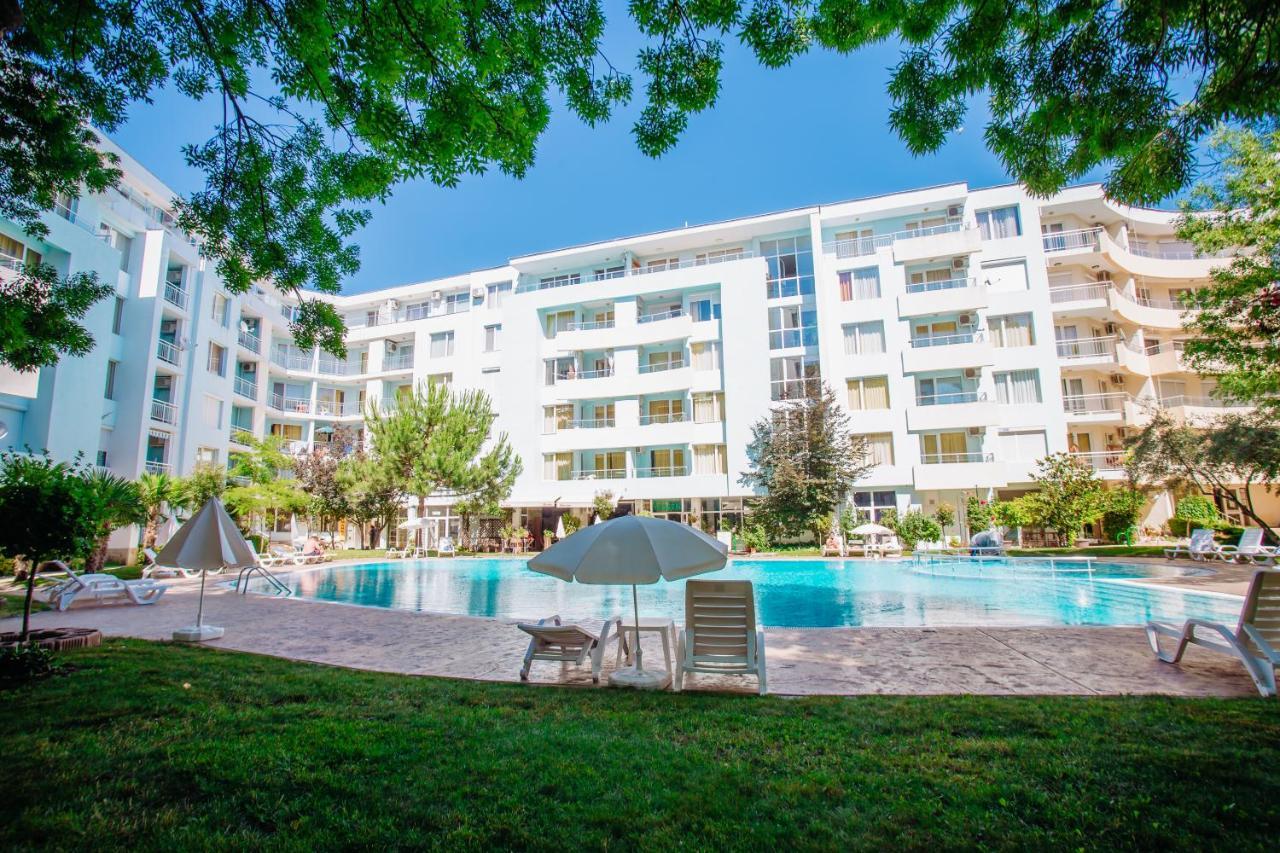 Mng Holiday Yassen Apartments Pantai Sunny Luaran gambar