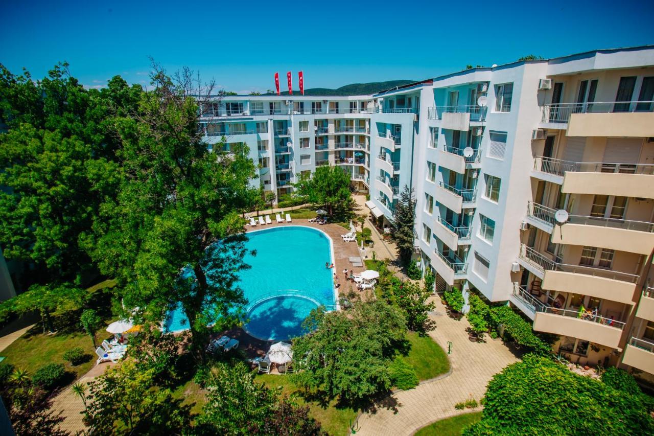 Mng Holiday Yassen Apartments Pantai Sunny Luaran gambar