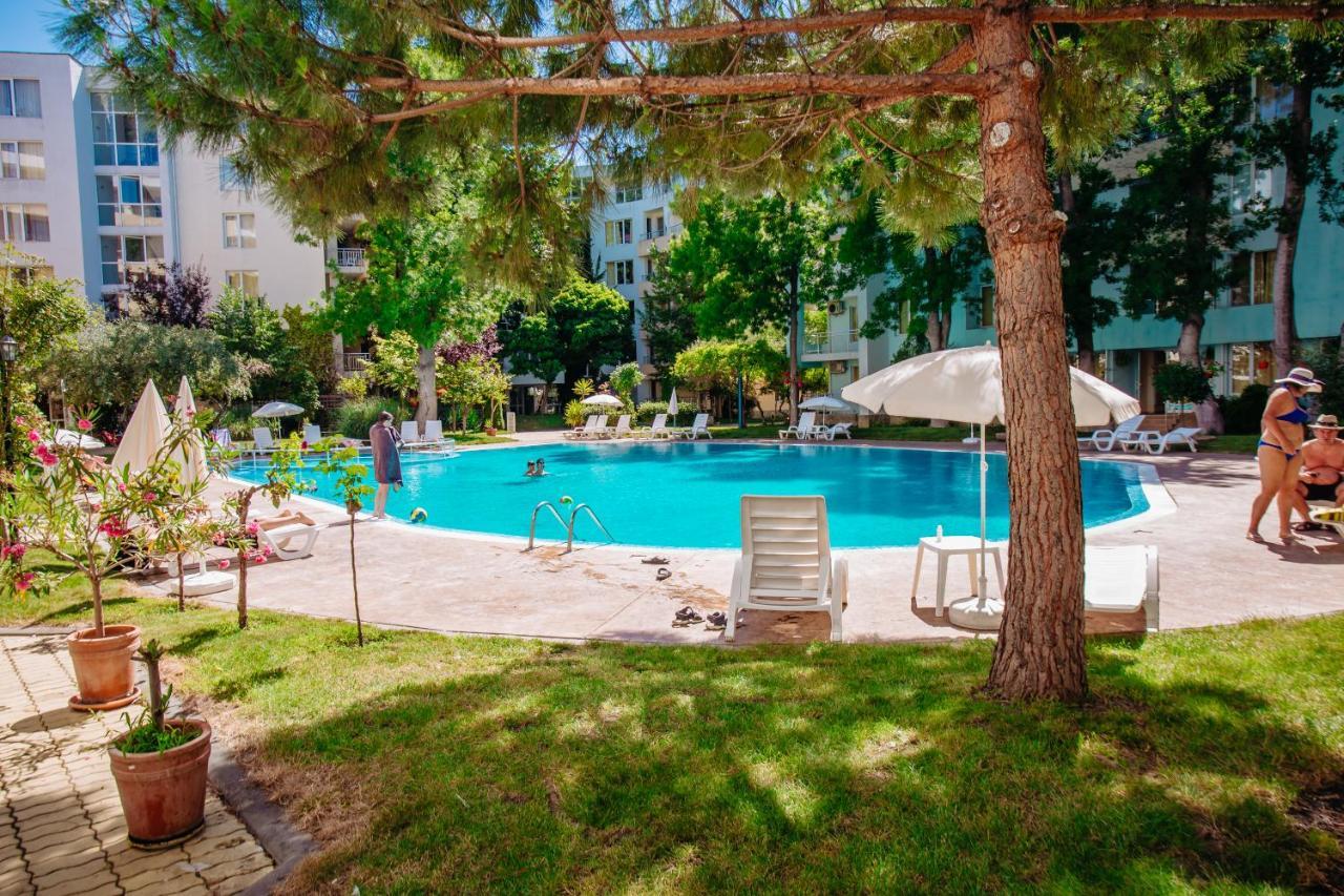 Mng Holiday Yassen Apartments Pantai Sunny Luaran gambar