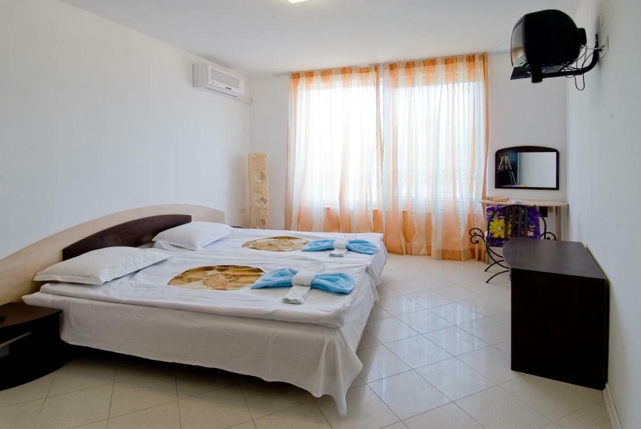Mng Holiday Yassen Apartments Pantai Sunny Luaran gambar