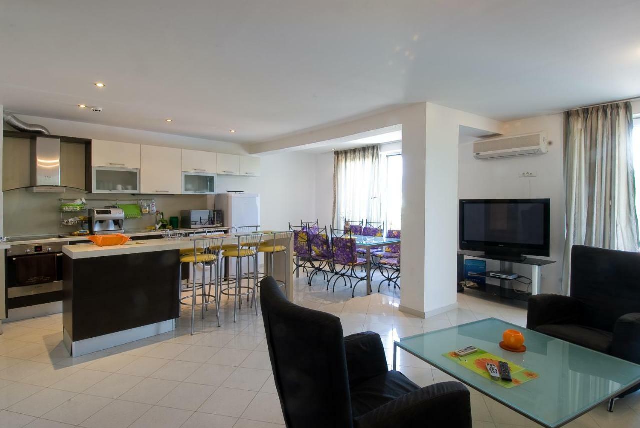 Mng Holiday Yassen Apartments Pantai Sunny Luaran gambar